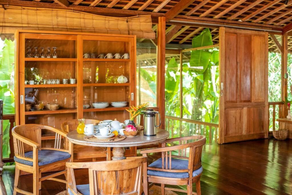Secret River Villa - Luxury Villa 5 Bedrooms - Kerobokan - Canggu Екстериор снимка