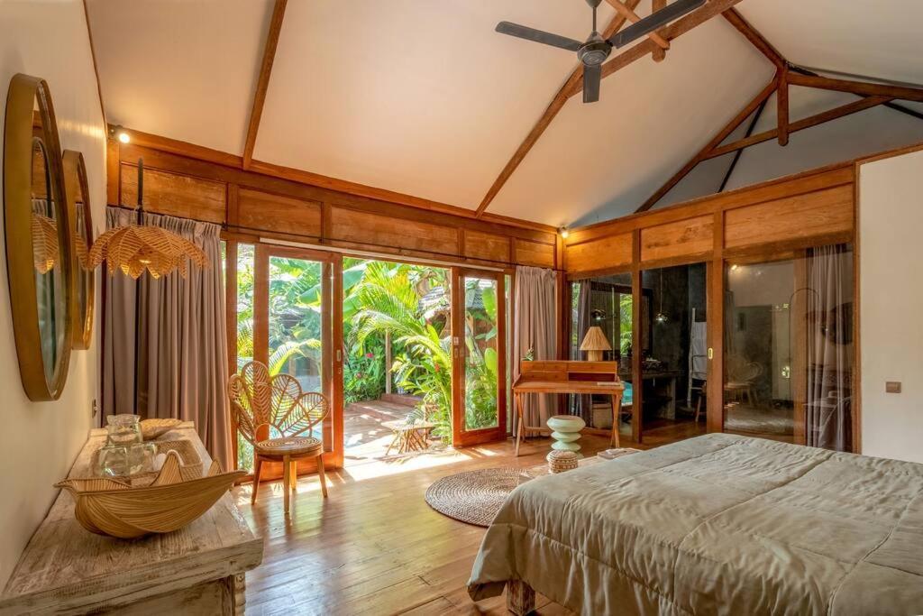 Secret River Villa - Luxury Villa 5 Bedrooms - Kerobokan - Canggu Екстериор снимка